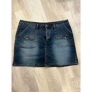Bailey’s Point Denim Skorts